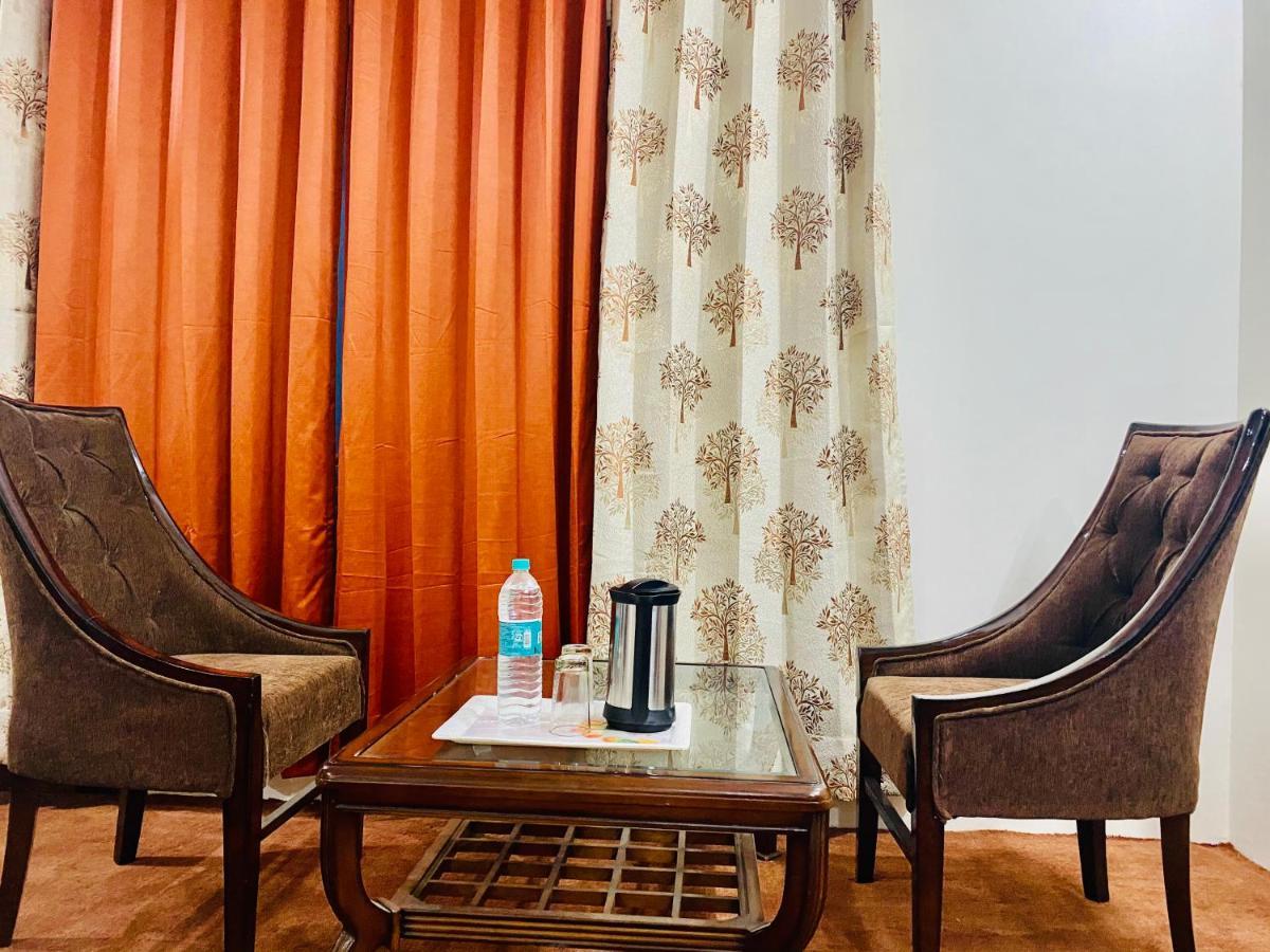 Royal Green Mashobra - Mountain And Valley View Rooms Σίμλα Εξωτερικό φωτογραφία
