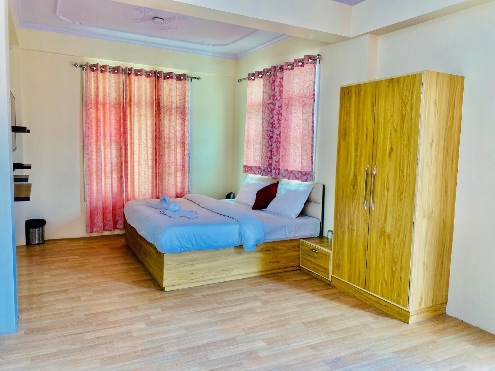 Royal Green Mashobra - Mountain And Valley View Rooms Σίμλα Εξωτερικό φωτογραφία