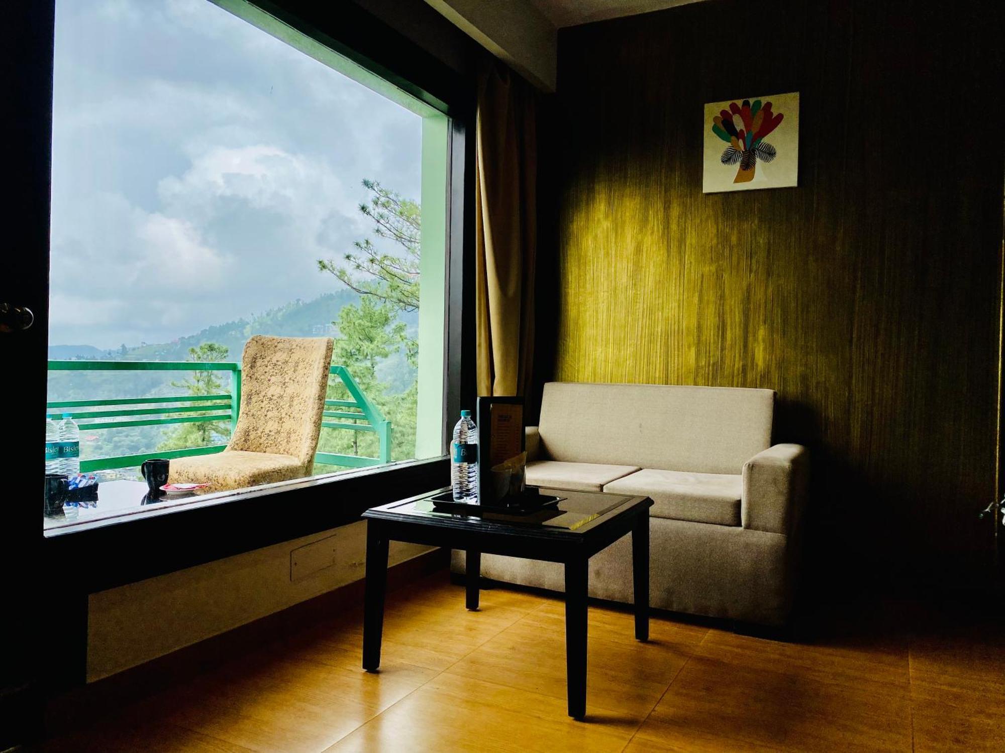 Royal Green Mashobra - Mountain And Valley View Rooms Σίμλα Εξωτερικό φωτογραφία